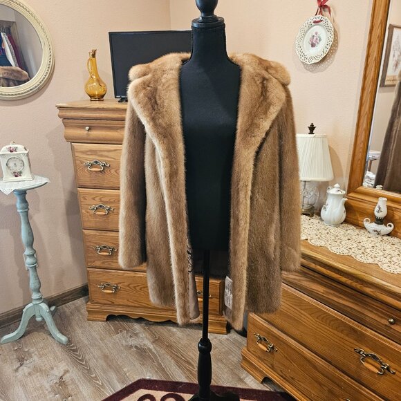 Vintage mink coat excellent condition - Picture 2 of 7